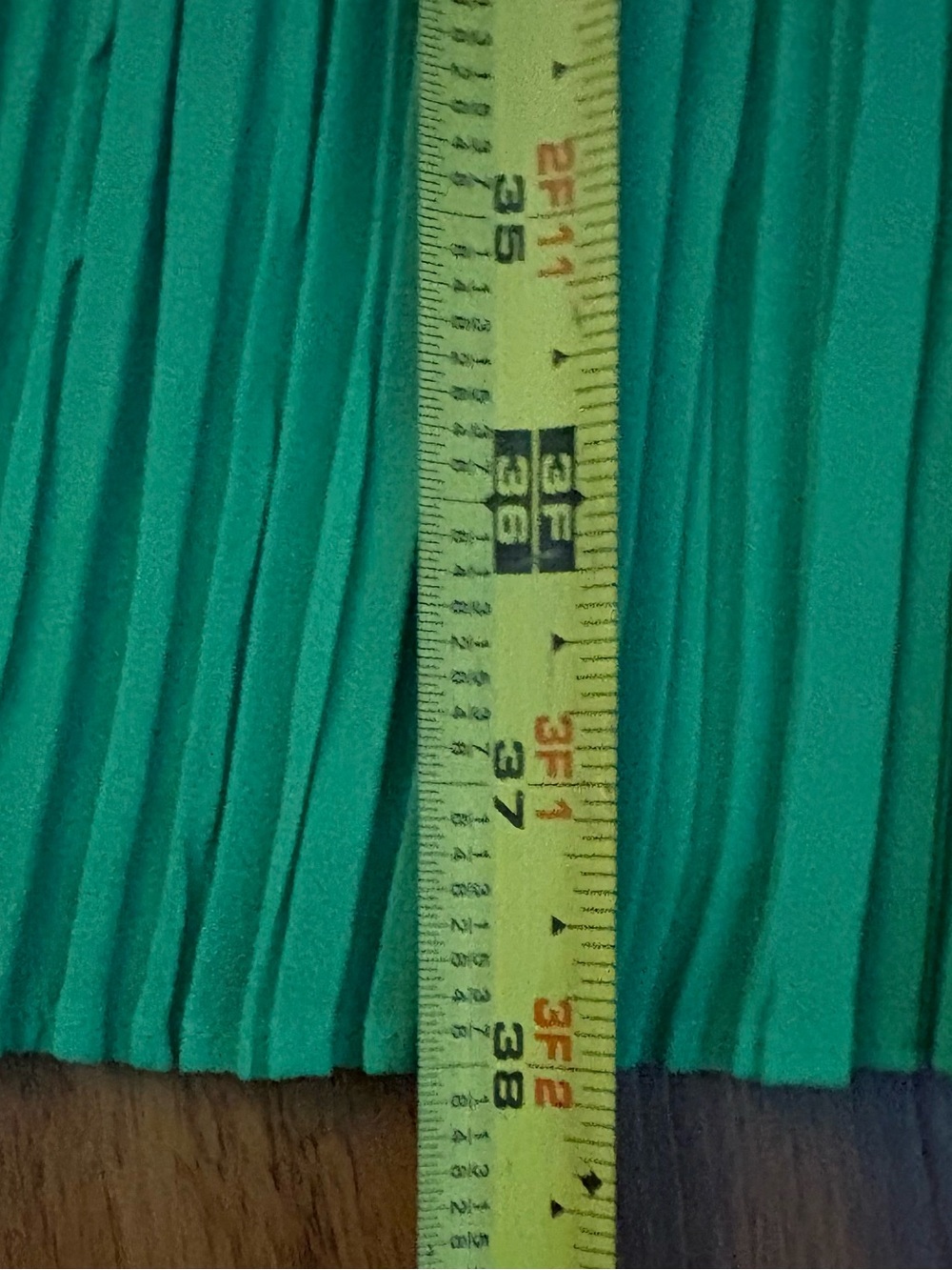 Alice + Olivia Bright Green Silk Pleated Backless Cocktail Dress - Picture 5 of 12